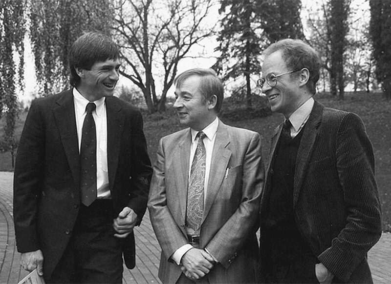 Im Bild von links Herr Prof. Dr. P.H. O'Farrell, Herr Walter Sarstedt, Herr Prof. Dr. Dr. J. Klose